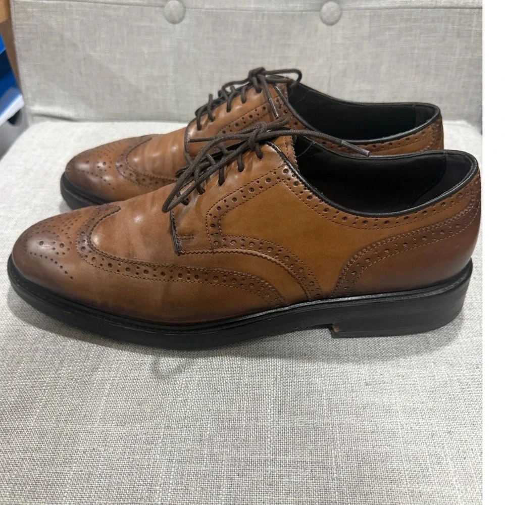 Massimo Dutti Mens Brown Leather Wingtip Brogues EU 45